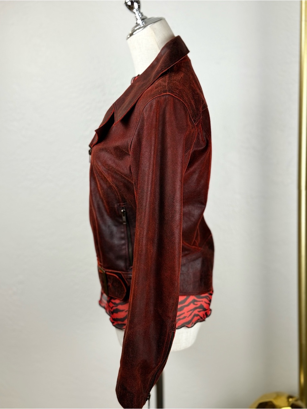 ARCHIVAL SUIT JEWELS by Julie Knapp Burnished Leather Moto Suit Set/S Red Black - Picture 8 of 16